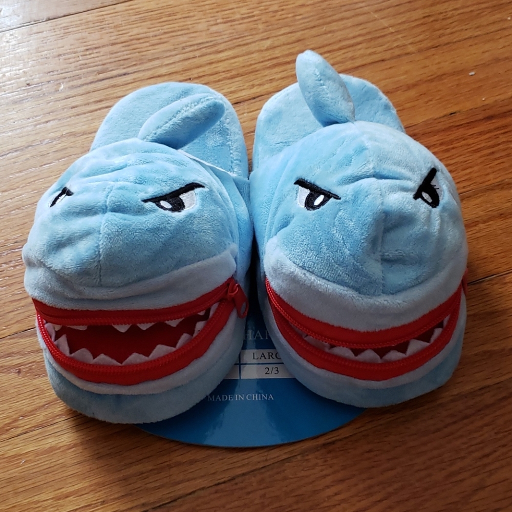 *New* Baby Shark Blue House Slippers, size 13/1 M